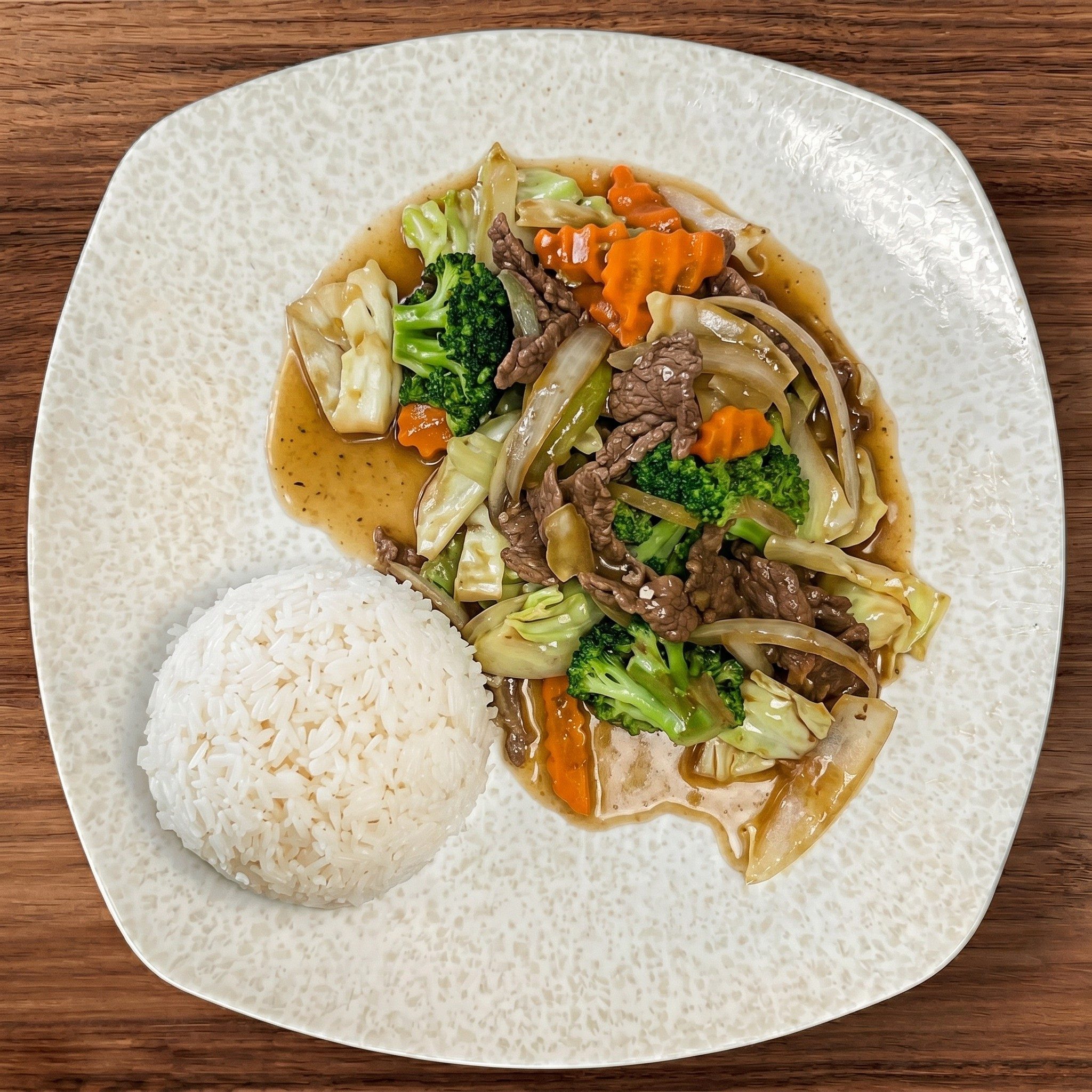 Beef with Mixed Vegetables Steamed Rice.